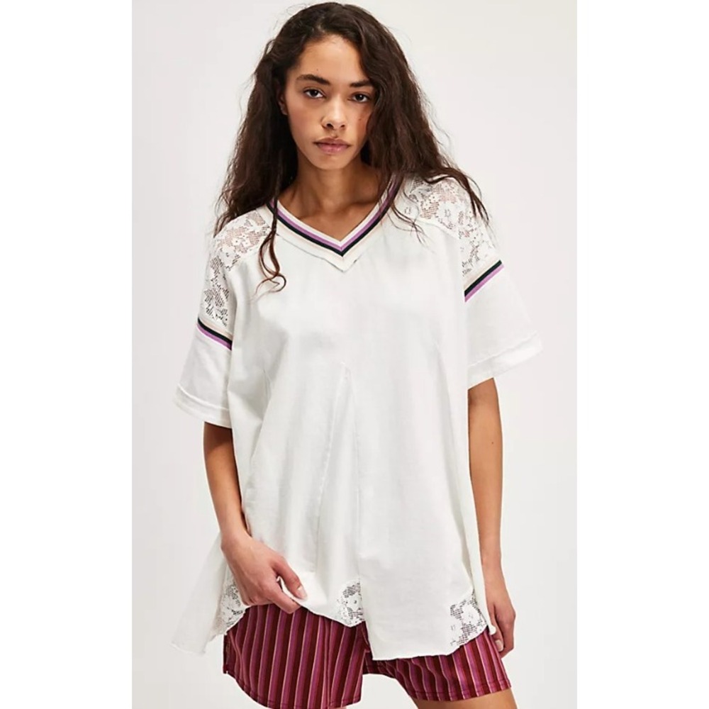 Free People Knockout White Lace Trim V-Neck Striped Ribbed Short Sleeve Top sz M